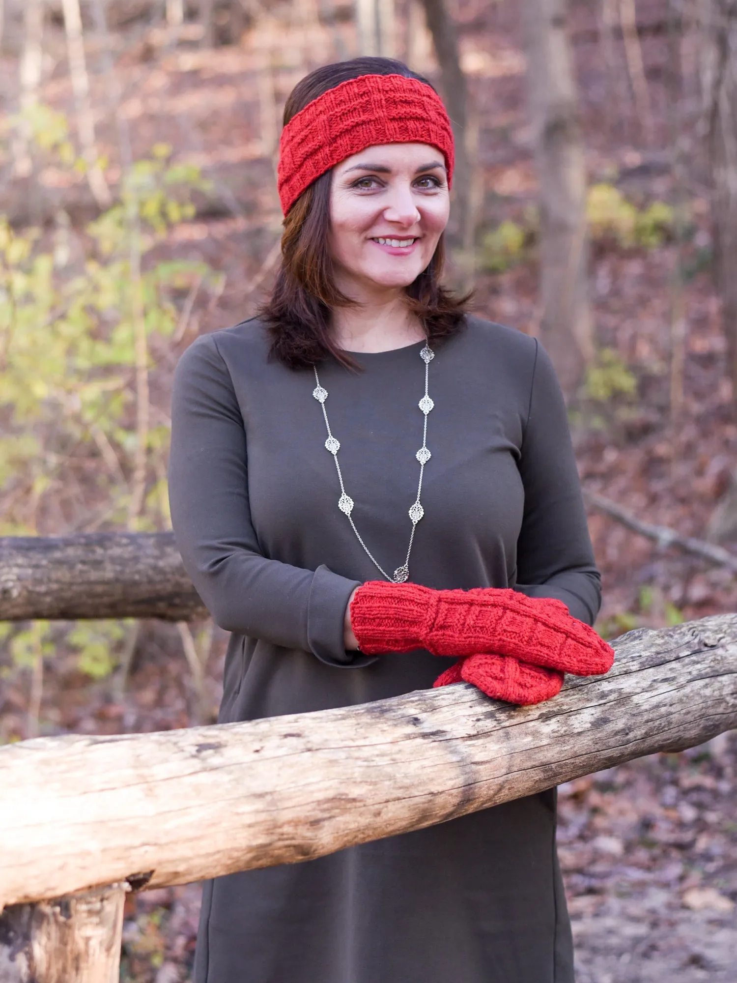 All Boxed Up Cap and Headband <br/><small>knitting pattern</small>