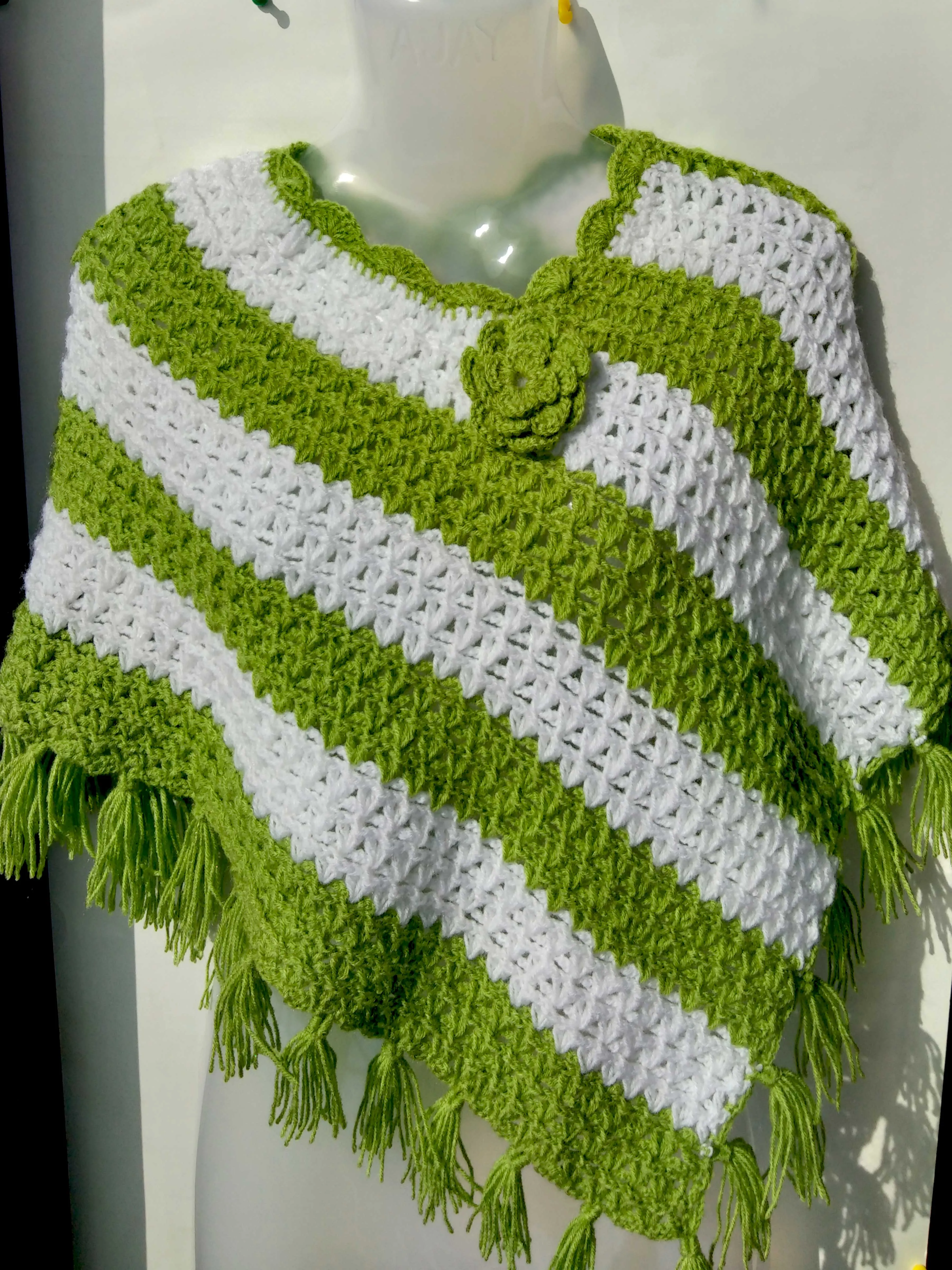 Beautiful White & Moss Woolen Color Crochet Desing Poncho - Girls (12 - 15 yrs.)