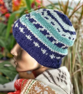 COSY BLUE WINTER BEANIE HAT