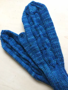 Cuffed Links Mittens <br/><small>knitting pattern</small>