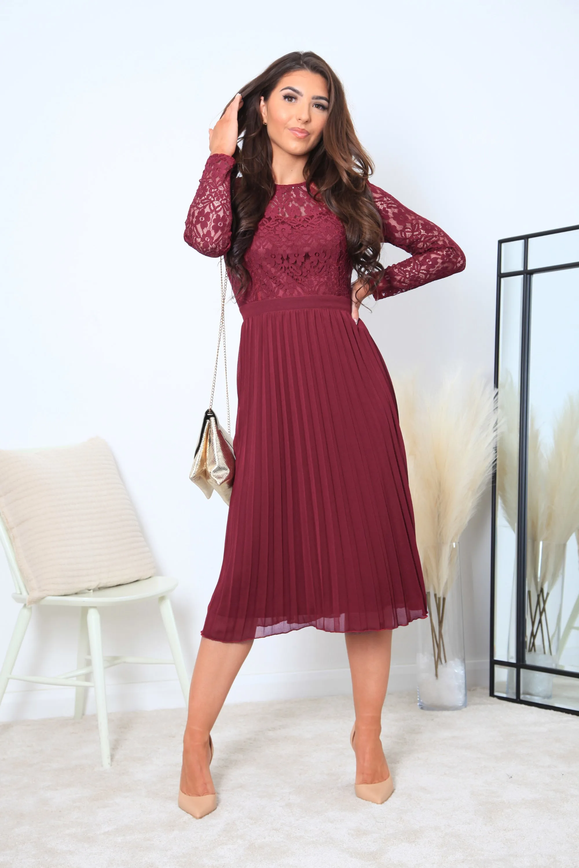 Double Second Red Long Sleeve Lace Pleated Dress