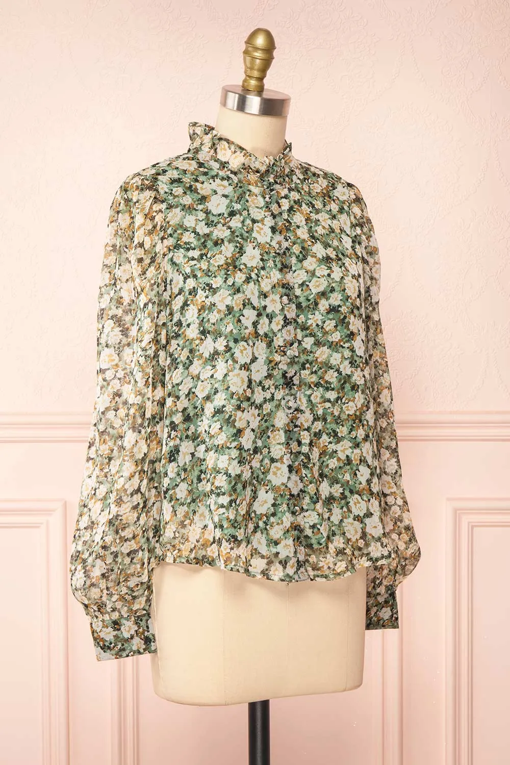 Kabeiride | Floral Blouse w/ Ruffled Collar