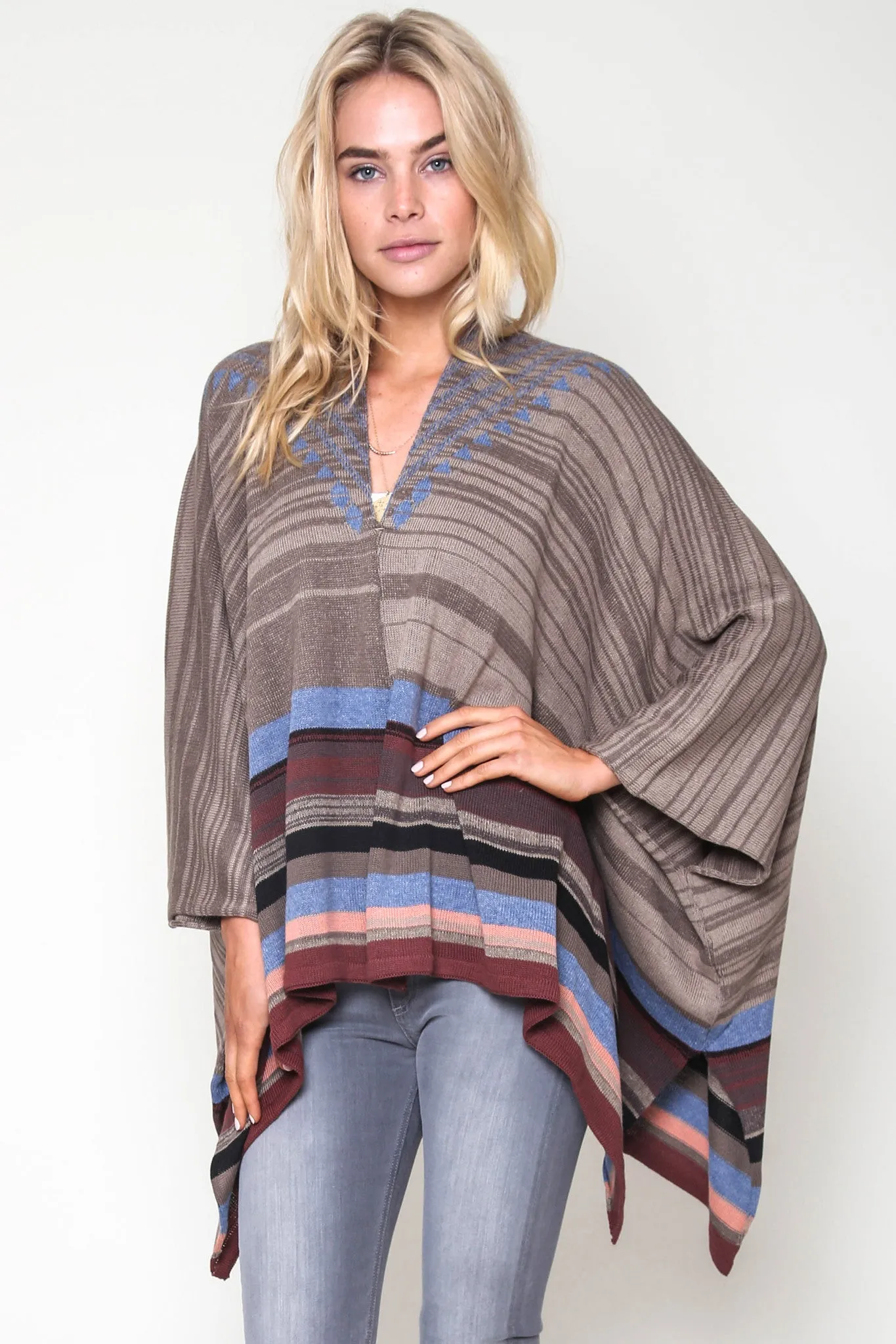 Riva Jacquard Poncho in Dry Creek