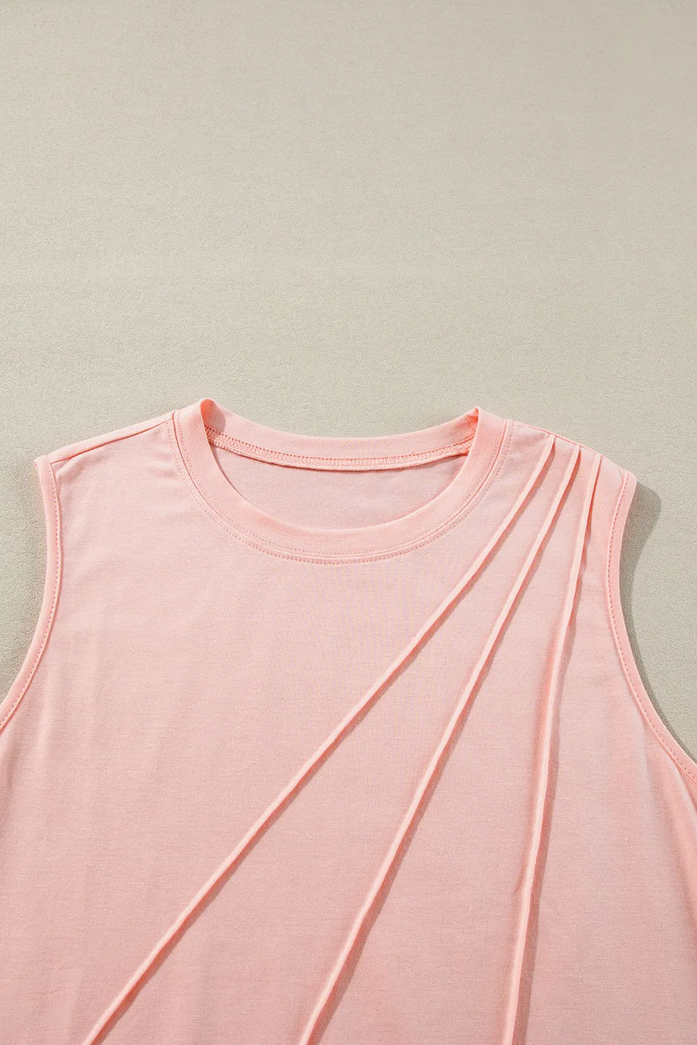 Solid Color Crew Neck Pleated Sleeveless Top – Keep It Simple, Keep It Sexy 💖