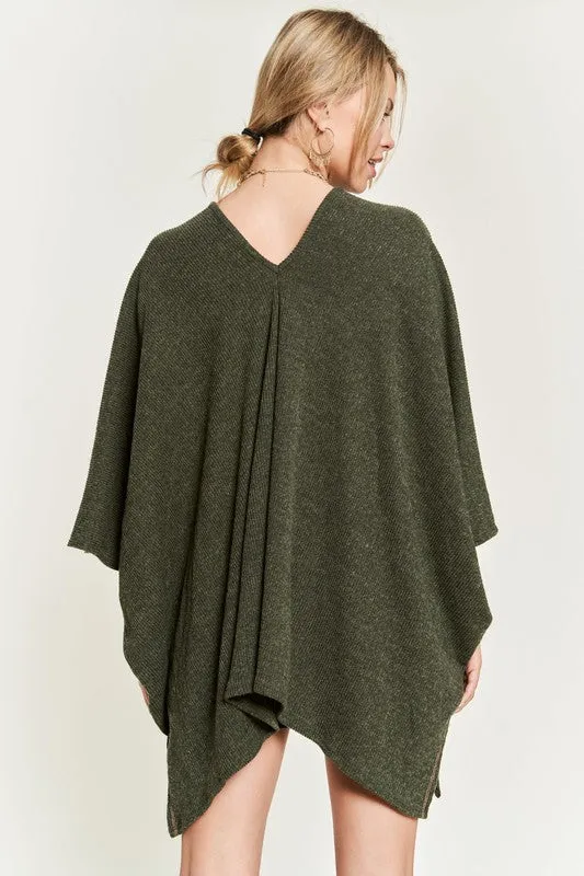 TEEK - V-NECK PONCHO TOP