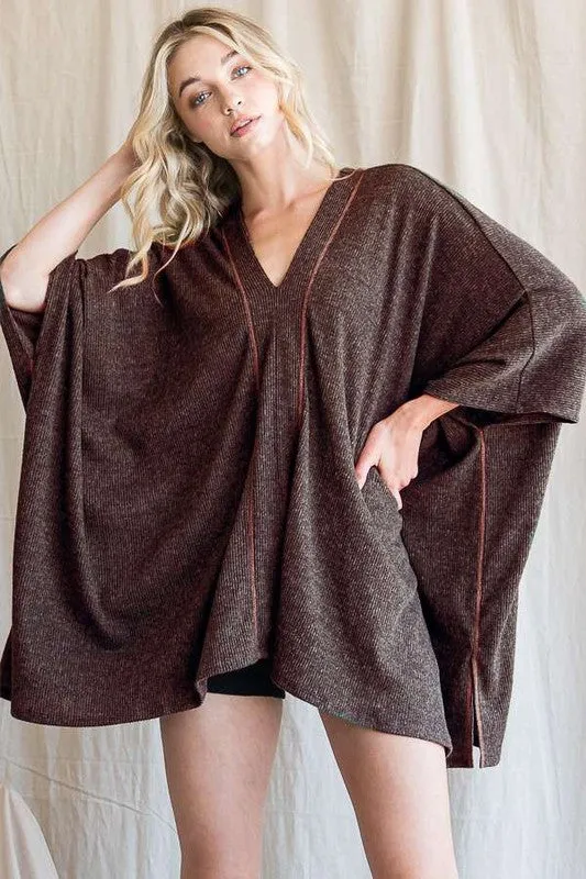 TEEK - V-NECK PONCHO TOP