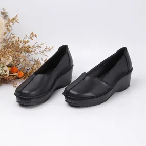 Wide Fit Soft Leather Loafers for Women Wedge Heel in Black/Apricot